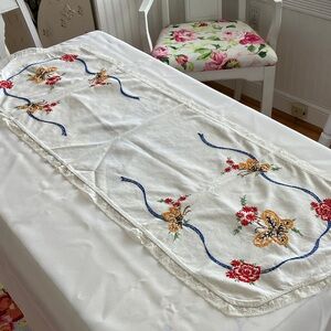 Vintage Embroidered linen Cream Table Runner with Floral and Butterfly Motif